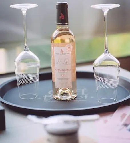 アパート Neuf 300m Netflix