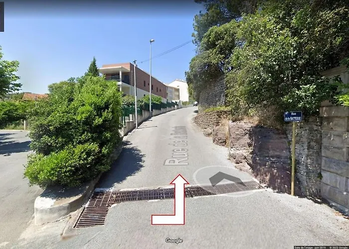 Neuf 300m Netflix アパート *