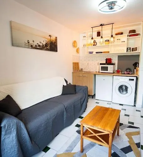 Neuf 300m Netflix Apartment *