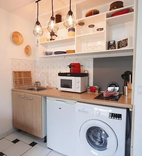 Neuf 300m Netflix Apartment *